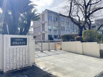 ���ӊ��@-