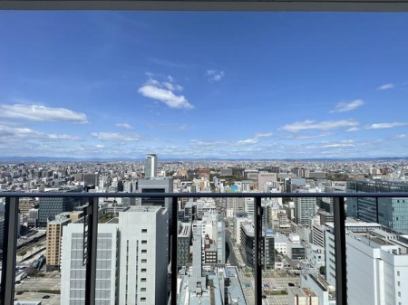 �Z�˂���̒��]�ʐ^�@-