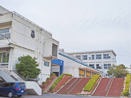 ���ӊ��@-