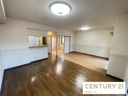 ���r���O�@���Ƒ��݂�Ȃ�������肭�낰��19.7���̍L�X���r���O�I 