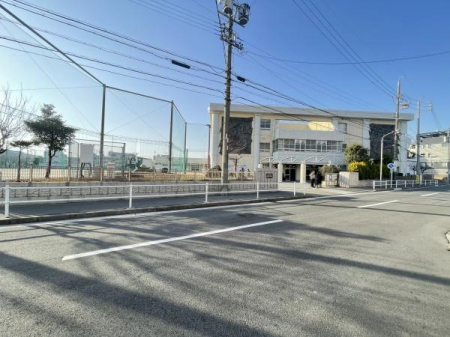 ���ӊ��@-