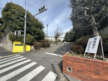 ���ӊ��@-