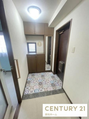 ���ց@���f�ڎʐ^�́A�����̉Ƌ�E�Ɠd�E�c�u����AI�Z�p�ɂ��ꕔ���H�E���������C���[�W�摜�ł��B���ۂ̎����ɂ͉ו����������܂��B