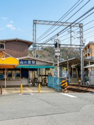 ���ӊ��@-