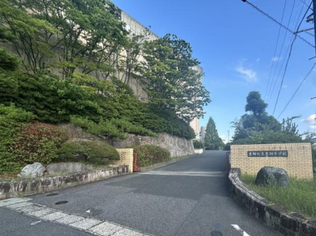 ���ӊ��@-